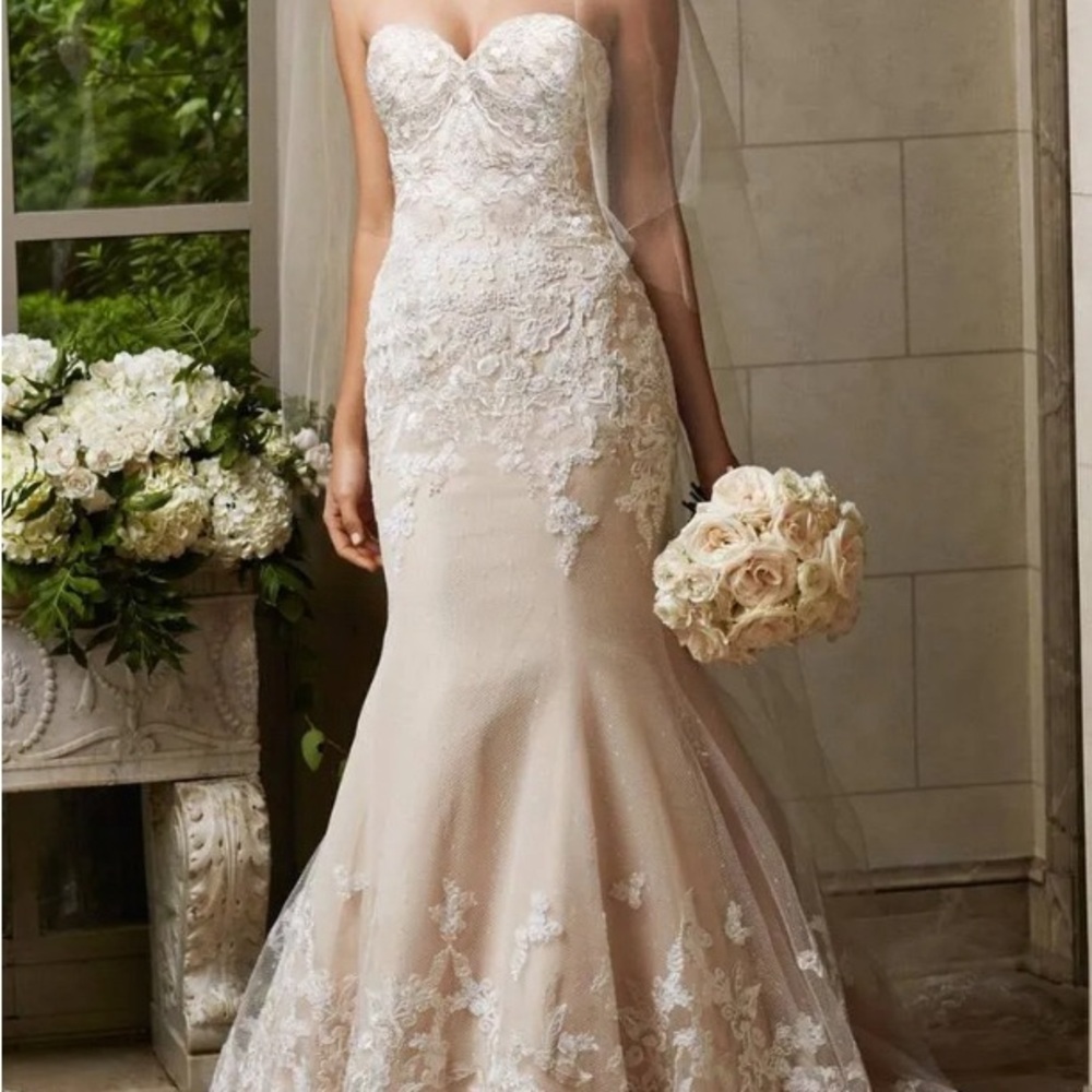 Wtoo Lace Strapless Wedding Dress - Cream and White